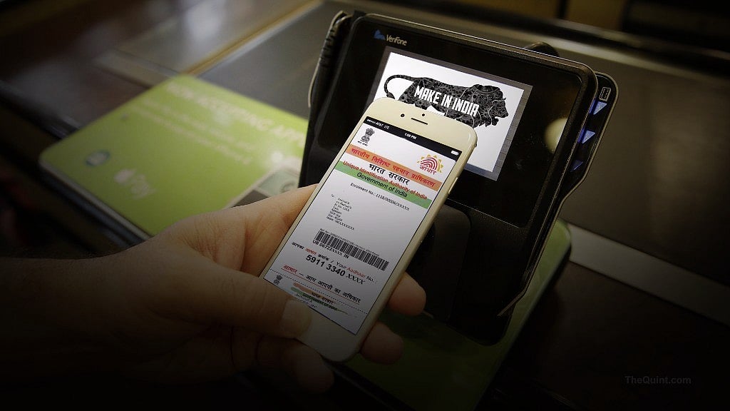 UIDAI moves towards digital payment with Aadhaar-enabled payment systems. (Photo: Altered by <b>The Quint</b>)