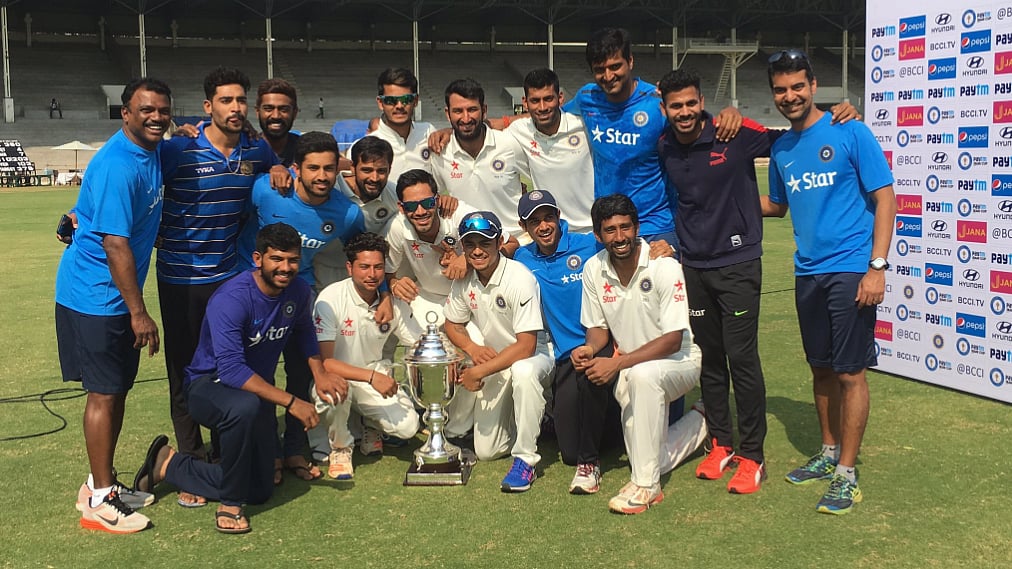 (Photo Courtesy: Twitter/<a href="https://twitter.com/BCCIdomestic/status/823766123925491712">BCCI Domestic</a>)