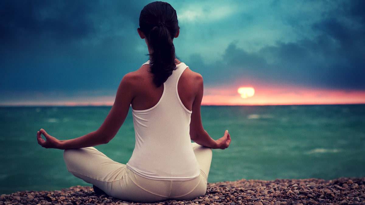 <div class="paragraphs"><p><em>These yoga poses will help the joints work and relax and thus strengthen them to take the stress of daily movements. </em> </p></div>