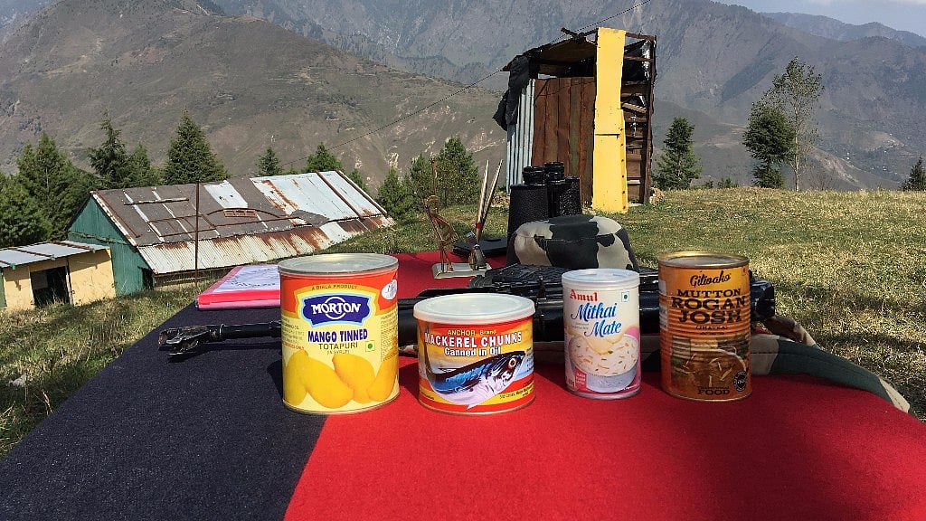 The Modi government hiked the daily ration allowance of “non-gazetted combatised ranks” in the central paramilitary forces from Rs 85.96 to a paltry Rs 95.52. (Photo: <b>The Quint</b>)