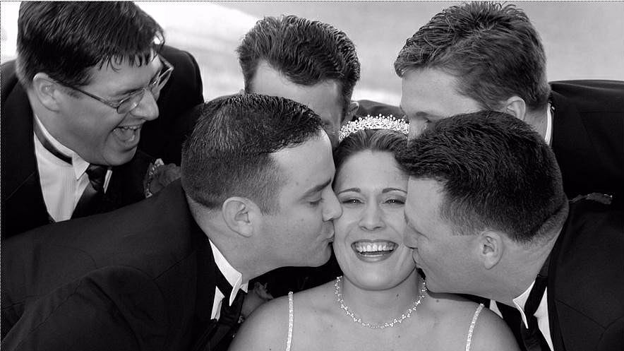 All unmarried young men are allowed to kiss the bride in Sweden. (Photo Courtesy: <a href="http://https://pbs.twimg.com/media/Csy0w_iUMAADH5c.jpg">Twitter</a>)