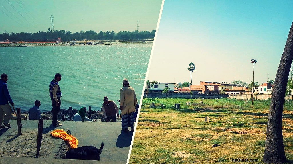 In Gorakhpur, a <i>kabristan</i> and <i>shamshaan</i> ghat. (Photo: <b>The Quint</b>)