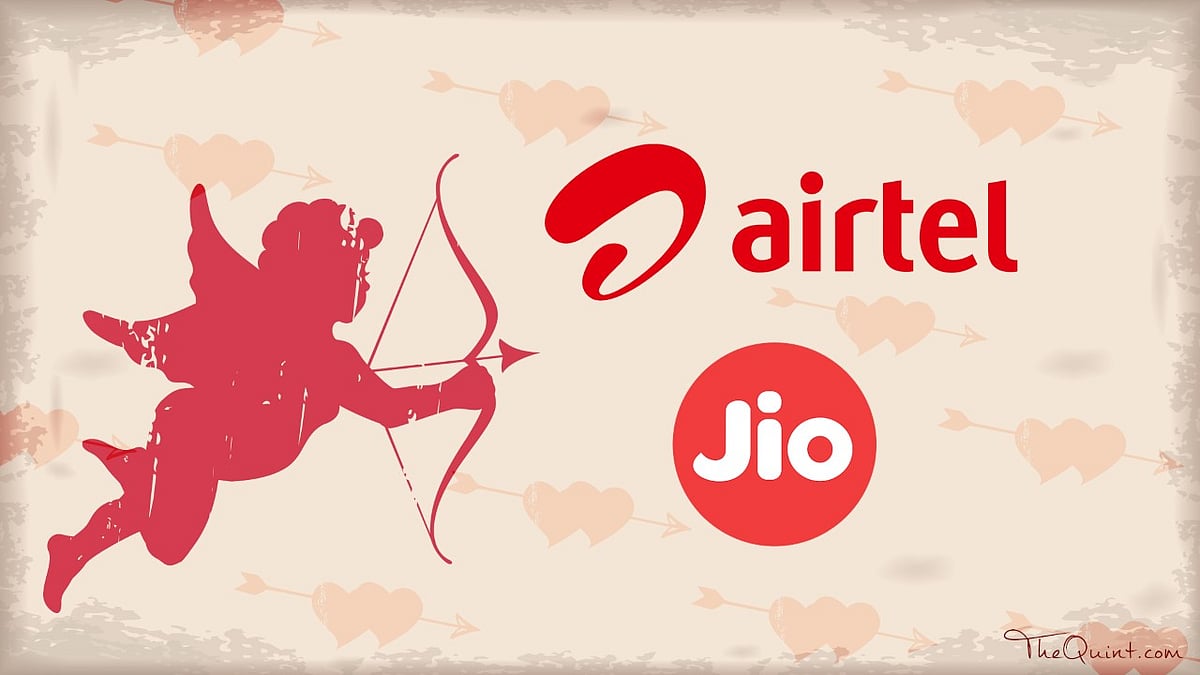 Here’s how the bitter telecom rivals love saga played out in Twitter-sphere. (Photo: Rhythum Seth/<b>The Quint</b>)