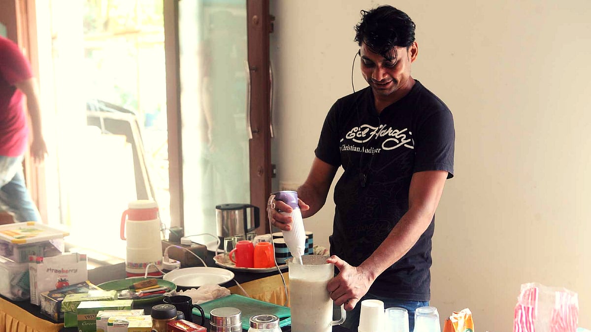 Nanhe Dada hard at work. (Photo Courtesy: Salona Bains Joshi)