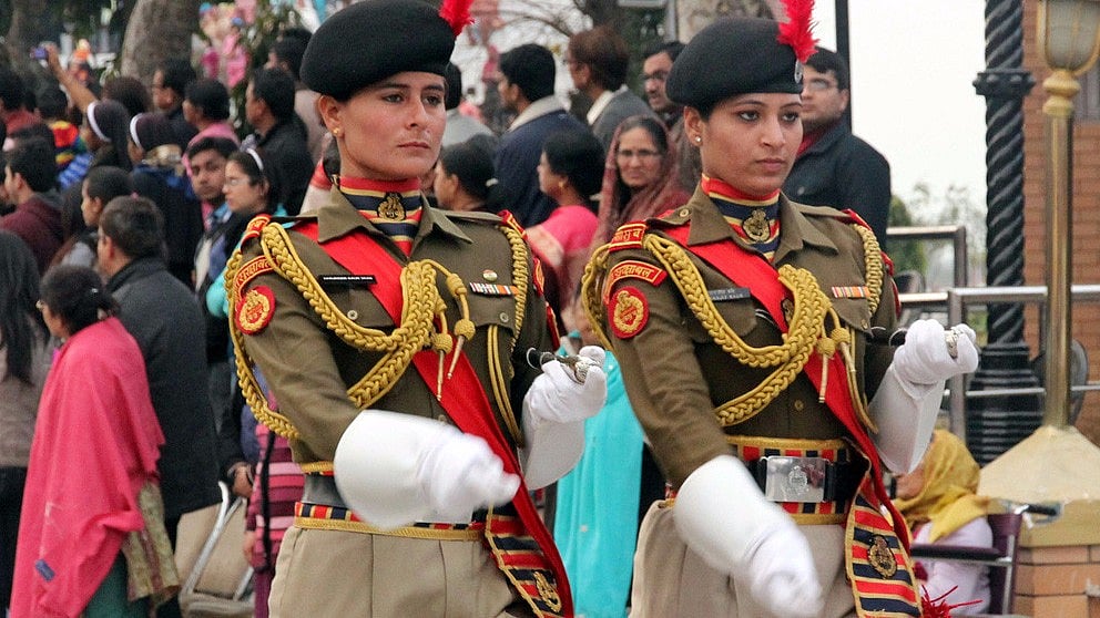 (Photo Courtesy: <a href="http://defenceforumindia.com/forum/threads/women-in-uniform.21772/page-75">DefenceForumIndia</a>)
