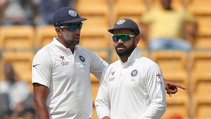 Ravichandran Ashwin, left, interacts with Virat Kohli during the third Test vs Australia in Ranchi. (Photo: AP)