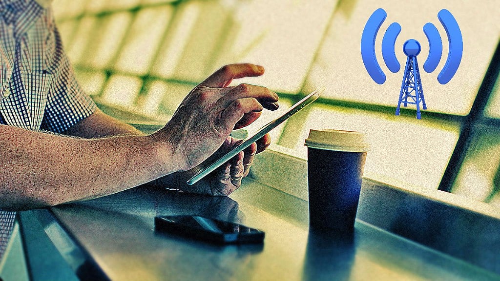 It’s time India starts adopting public Wi-Fi hotspots to push internet usage. (Photo: Altered by <b>The Quint</b>)