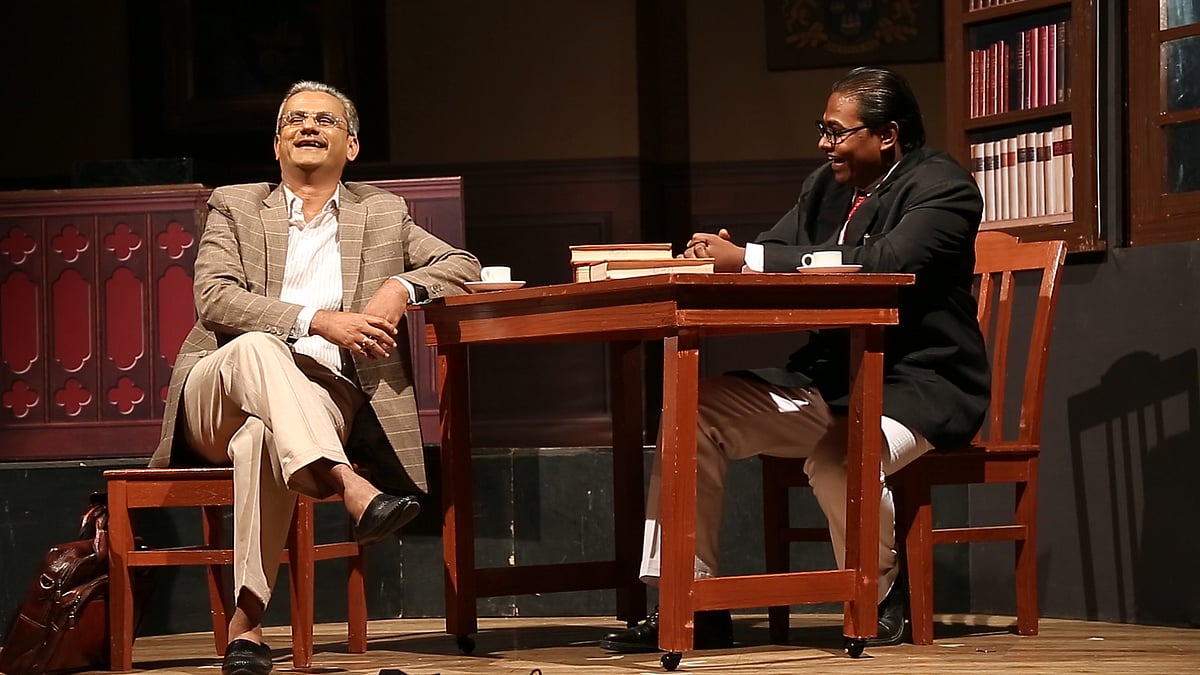 Girish Kulkarni as RD Karve in <i>Samaj Swasthya.</i>