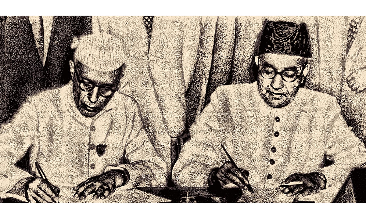 The Indian and Pakistani Prime Ministers Jawaharlal Nehru and Liaquat Ali Khan signed the Delhi or the Liaquat Nehru Pact on 8 April 1950. 