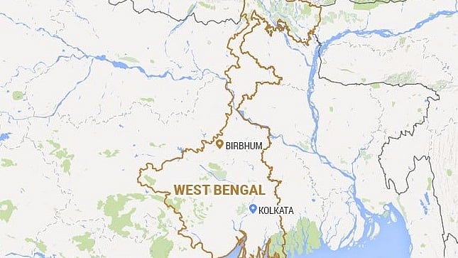 The crude bombs went off in Birbhum district of West Bengal on Friday, police said. (Photo Courtesy: Twitter/<a href="https://twitter.com/Skowtura_Ini">Skowtura Kreska</a>)