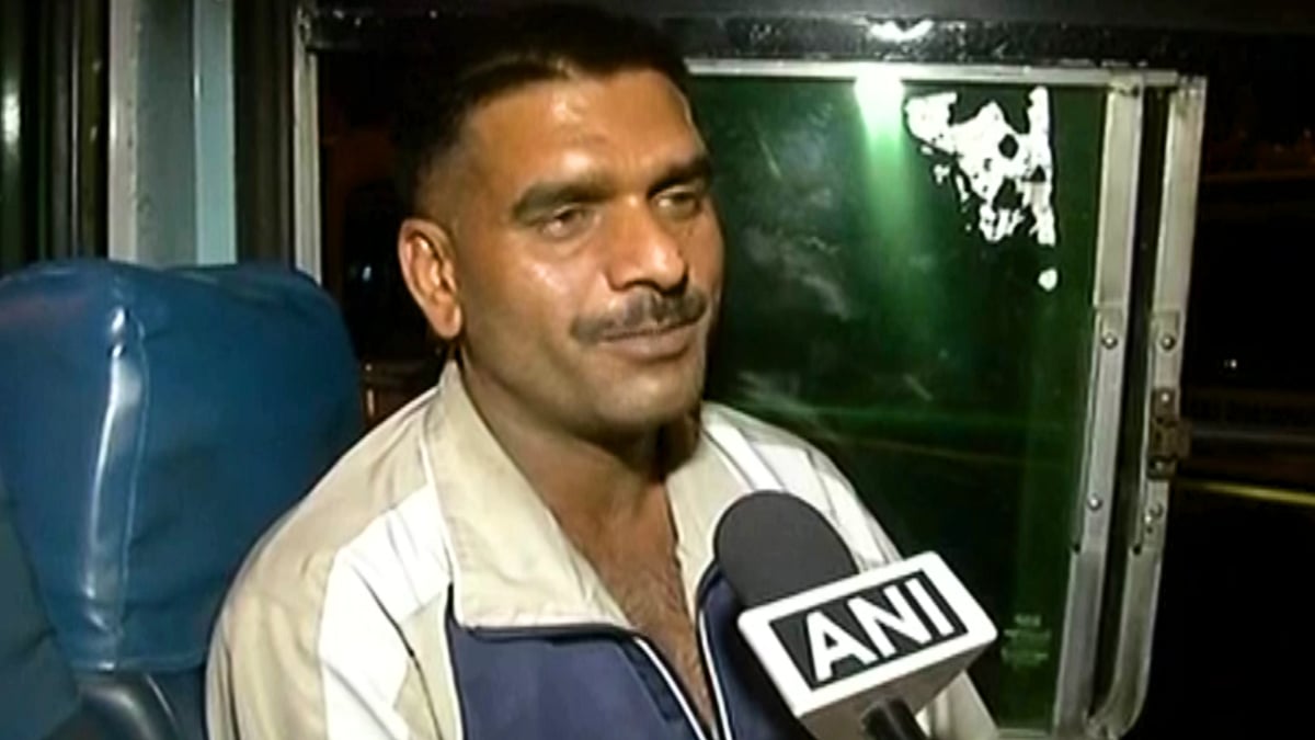 A BSF spokesman said constable Yadav “was found guilty of all the charges and awarded dismissal from service.” (Photo: ANI)