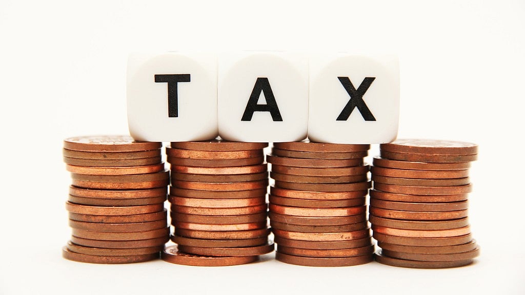 <div class="paragraphs"><p> Tax revenue to the central government rose 18% to Rs 17.1 trillion in the year 2016-17. Representational Image.</p></div>