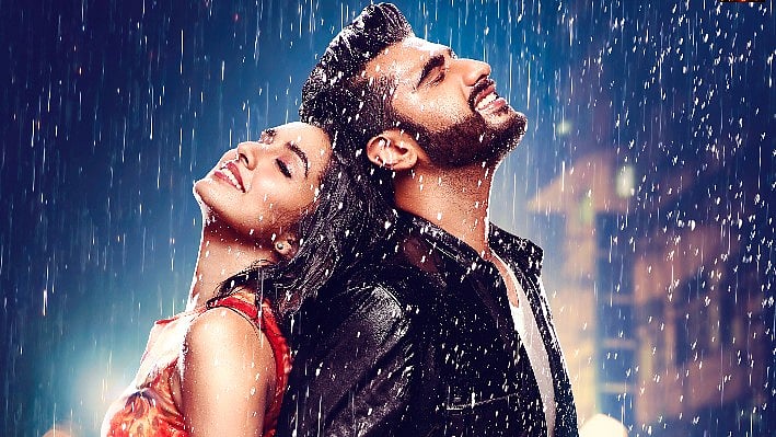 Shraddha Kapoor and Arjun Kapoor on the poster of their upcoming film <i>Half Girlfriend</i>. (Photo courtesy: Twitter/@ShraddhaKapoor)