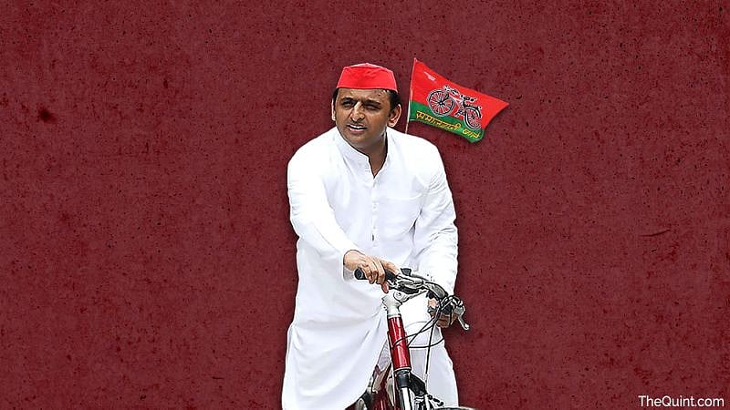 Interestingly, this isn’t the first time that Akhilesh Singh Yadav has questioned EVMs. (Photo: The Quint)