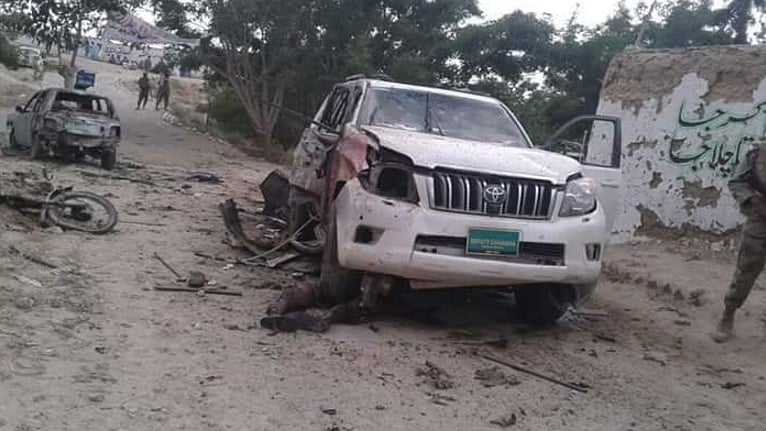 Friday’s Balochistan blast apparently targeted Senator Maulana Abdul Ghafoor Haideri’s convoy. (Photo Courtesy: Twitter / <a href="https://twitter.com/surrakimuhammad">Muhd Zeeshan Awan</a>)