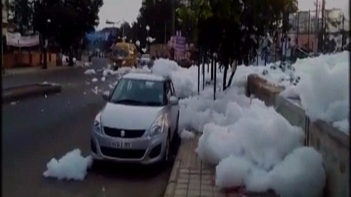 Froth spilling over lake boundaries. (Screengrab)