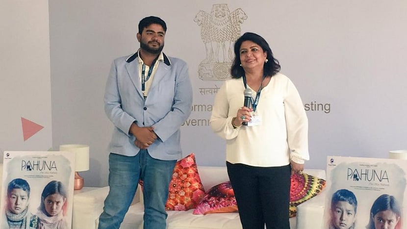 <i>Pahuna</i>’s first look launched at 70th edition of the Cannes Film Festival by Priyanka Chopra’s mom and brother. (Photo Courtesy: <a href="https://twitter.com/PurplePebblePic/status/866590759780143104">Twitter/@PurplePebblePic</a>)