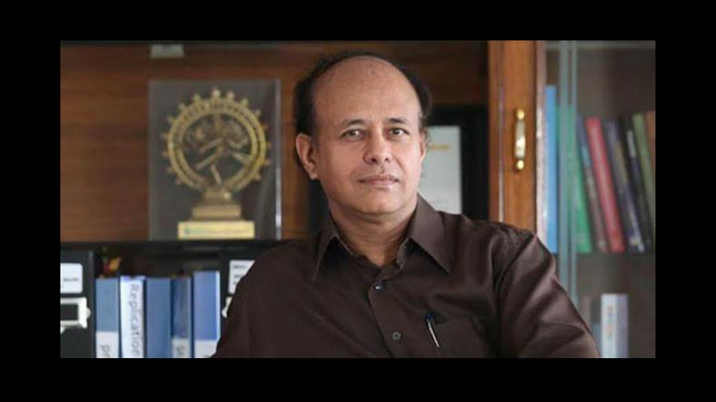 Tapan Ray, The New Secretary of Economic Affairs, an IAS officer of Gujarat Cadre. (Photo Courtesy: Facebook Page, <a href="https://www.facebook.com/North-Block-South-Block-275184682647964/">North Block South Block</a>)