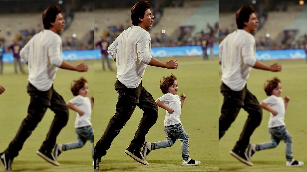 Shah Rukh Khan and son AbRam at Eden Gardens.