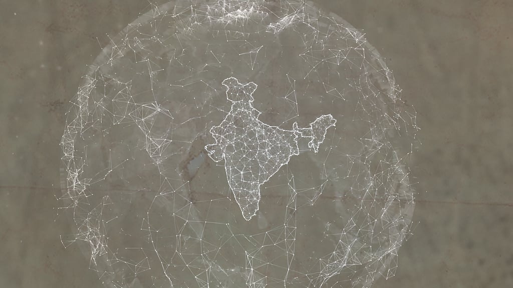 India has the third largest mobile network in the world. (Photo: <b>The Quint</b>)