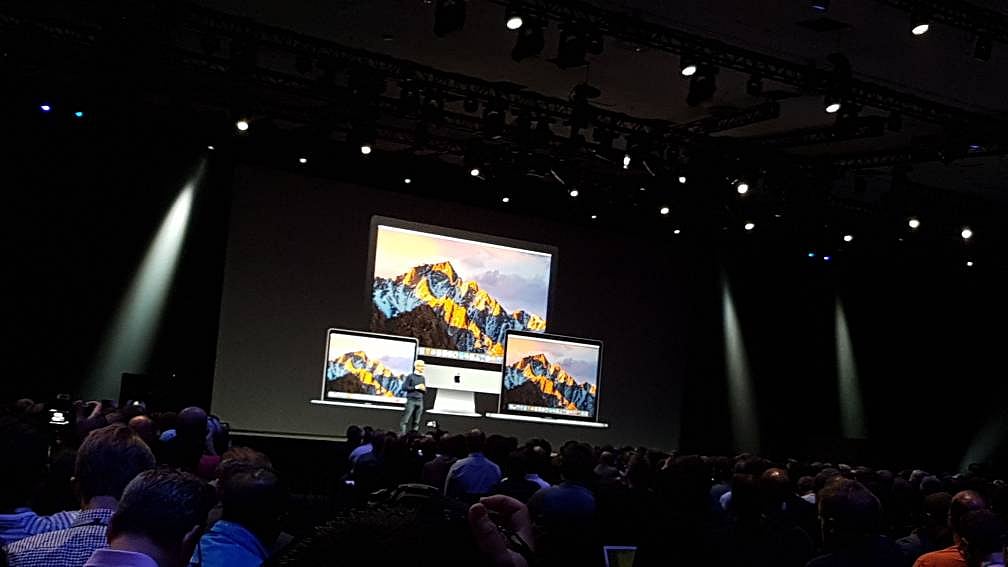Apple WWDC 2017 at San Jose Convention Center.(Photo: <b>The Quint</b>/<a href="https://twitter.com/2shar">@2shar</a>)