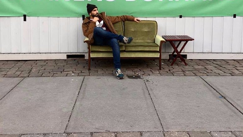 

Thee <a href="http://www.vl.no/nyhet/vil-etablere-feministmoske-i-oslo-1.984246?paywall=true"></a>Yezen al-Obaide.