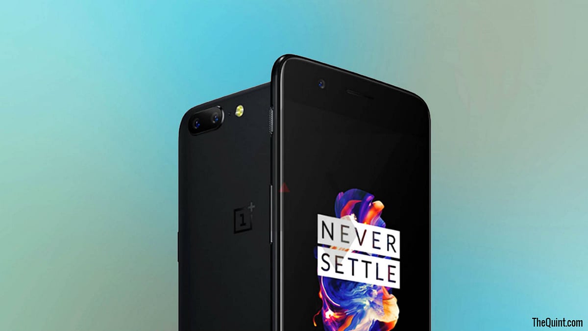 OnePlus 3 sports a dual camera setup on the back.