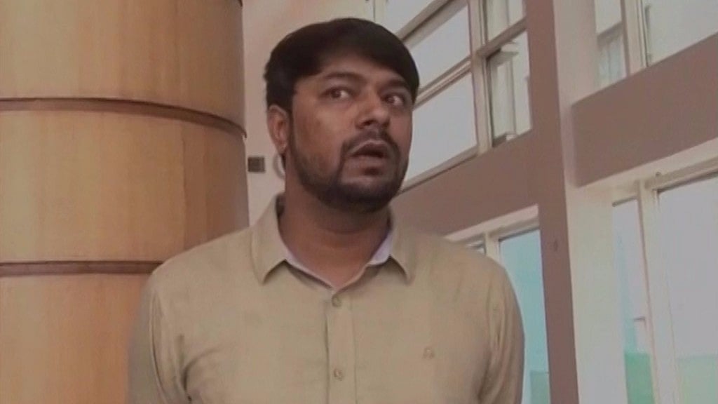 PWD whistleblower Rahul Sharma was attacked near Greater Noida. (Photo: ANI Screengrab) 