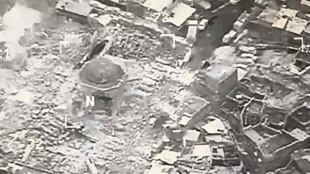 This image provided by US CENTCOM and shows al-Nuri mosque destroyed. (Photo: AP)