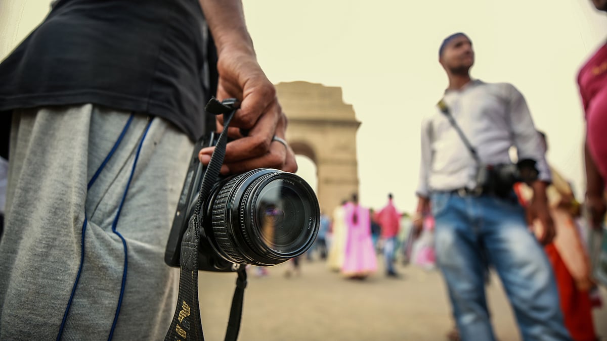 Smartphone photography is killing the tourist photography industry.&nbsp;