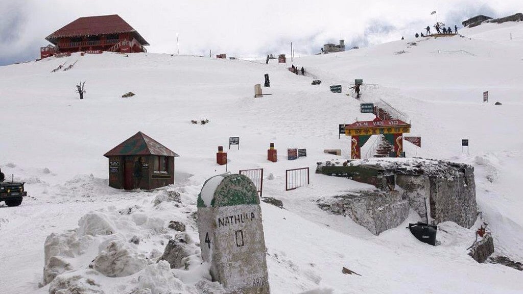 The Kailash Mansarovar Yatra via Nathu La. (Photo Courtesy: Twitter/dixitsudhir12)