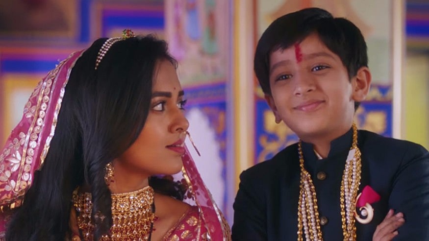 Tejaswi Prakash and Afaan Khan in a scene from <i>Pehredaar Piya Ki.</i>