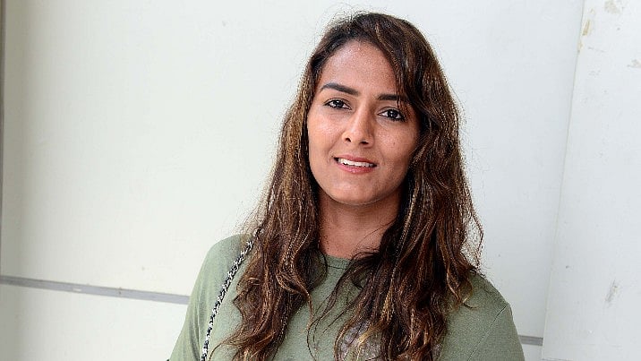 Star wrestler Geeta Phogat took to Twitter to announce her pregnancy.