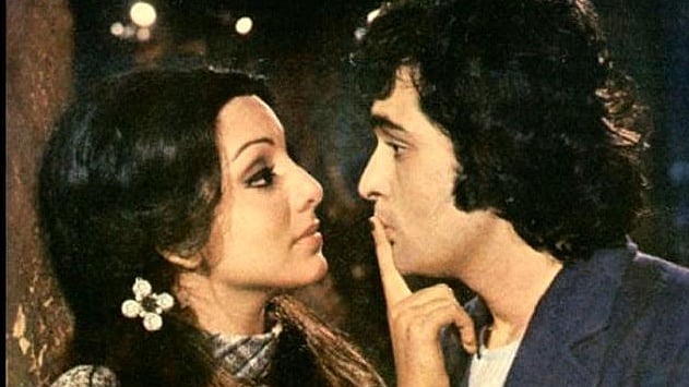 Neetu Singh and Rishi Kapoor in a scene from <i>Khel Khel Mein. </i>