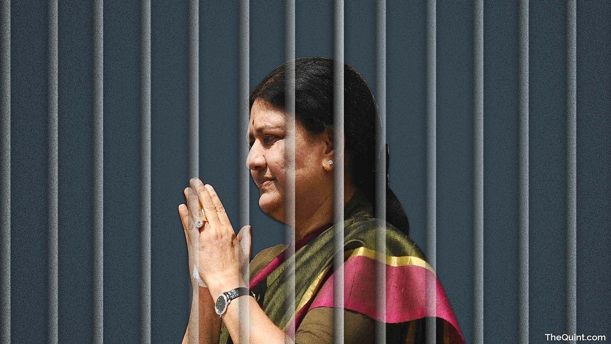Sasikala accused of bribing DG prisons