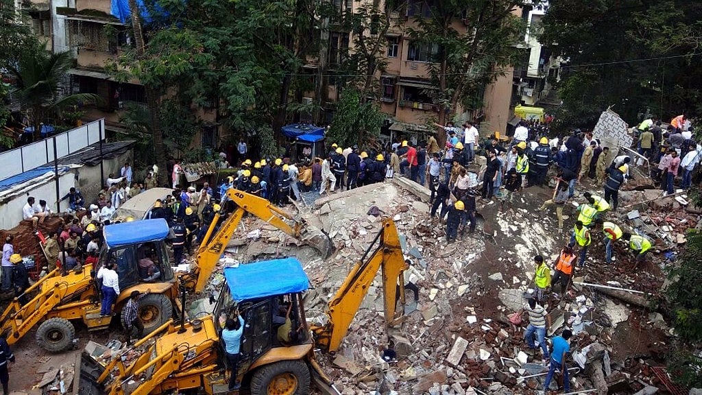 The site of the collapsed building in Ghatkopar.