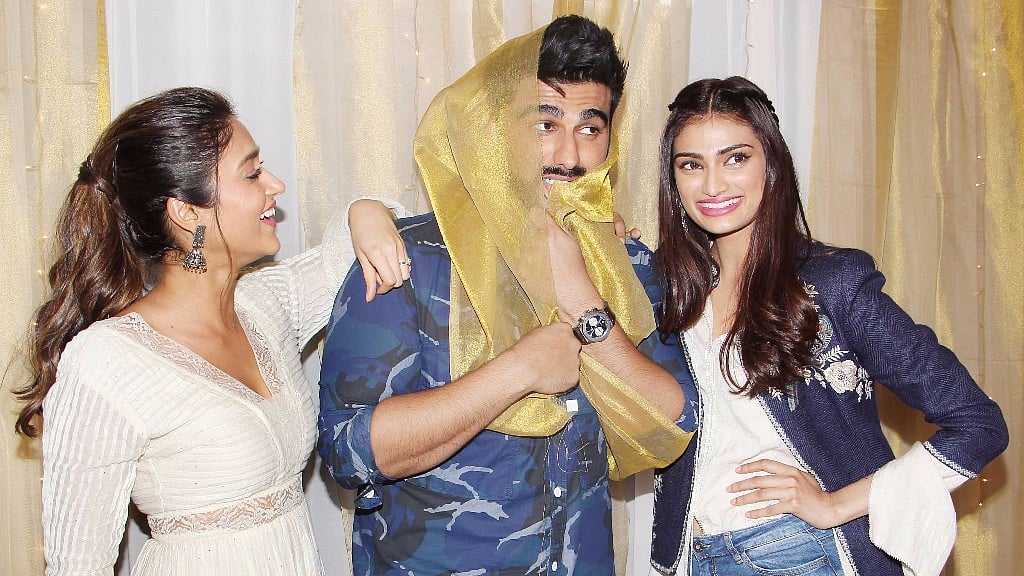 Ileana D’Cruz and Athiya Shetty look like they are in the mood to bully Arjun Kapoor.