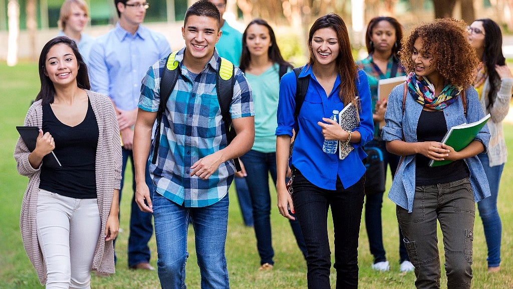 It’s important for you start off on the right foot and make the best impression on the first day of college (Photo: iStock)