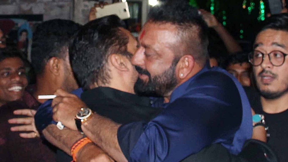 Salman Khan and Sanjay Dutt hug it out and that’s the magic of Ganpat bappa!
