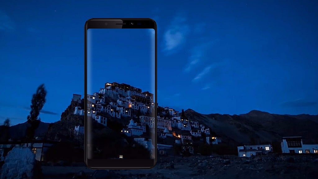 The Micromax Canvas Infinity comes with a 5.7-inch infinity display.&nbsp;