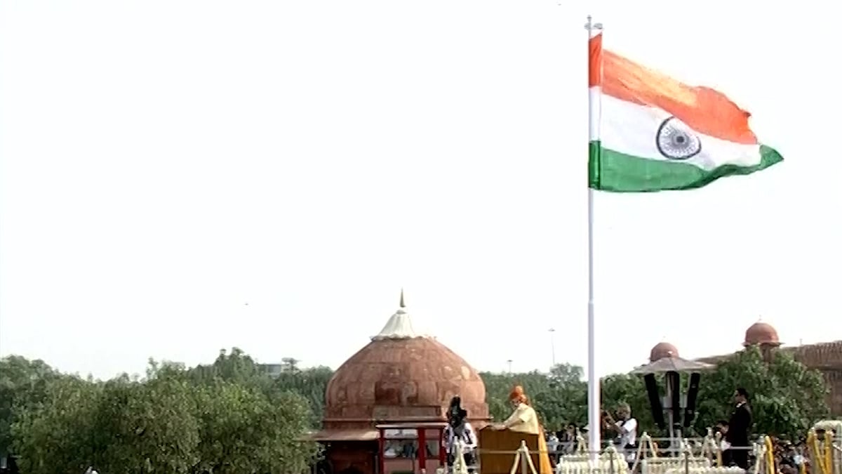 PM Modi hoist the national flag on Independence Day 