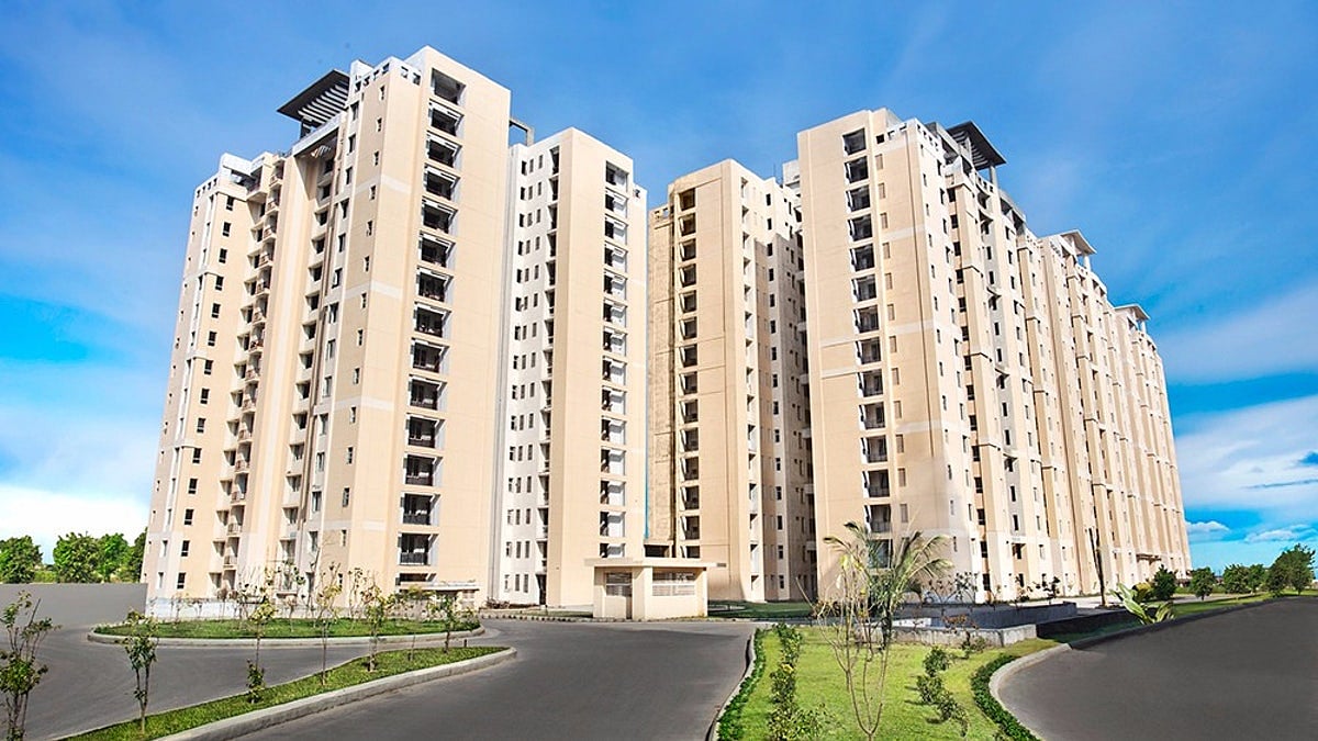The Supreme Court on 9 October allowed insolvency resolution professional Anuj Jain, to takeover the management of Jaypee Infratech Ltd. 