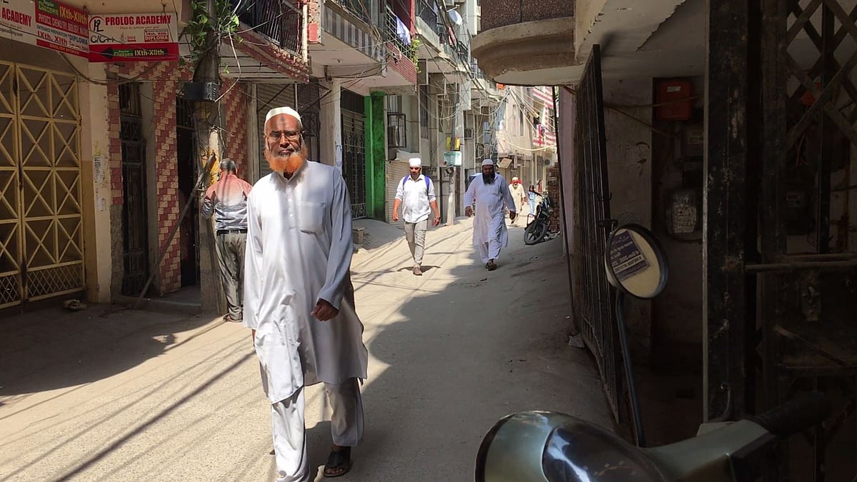 

Two suspected terrorists and a police officer was killed in the encounter.&nbsp;