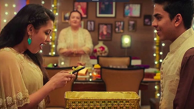 

Smartphones have taken festival celebrations in India to a new level altogether (Photo: YouTube / Panasonic Smartphones)