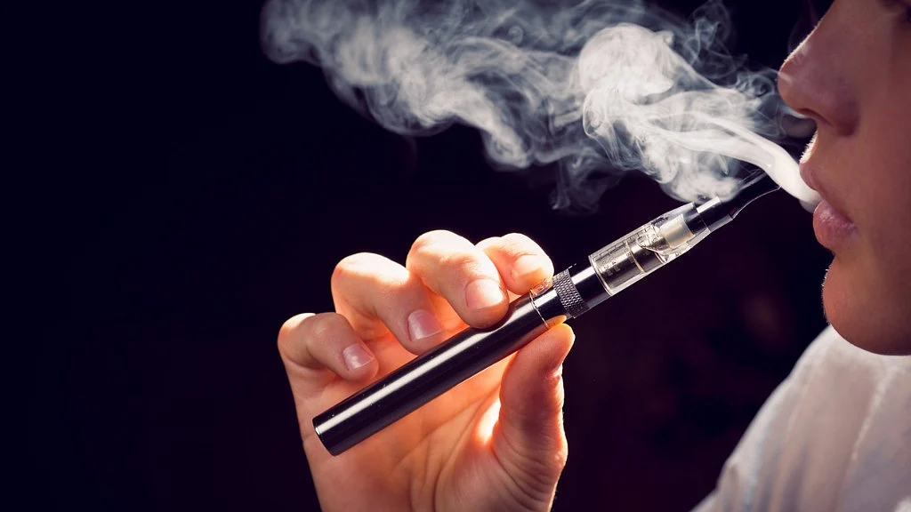 can a blood test show that you smoke cigarettes Nicotine Blood, Urine, and Saliva Tests: What to Expect can a blood test show that you smoke cigarettes Nicotine Blood, Urine, and Saliva Tests: What to Expect