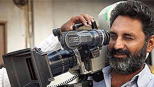 Mahmood Farooqui.