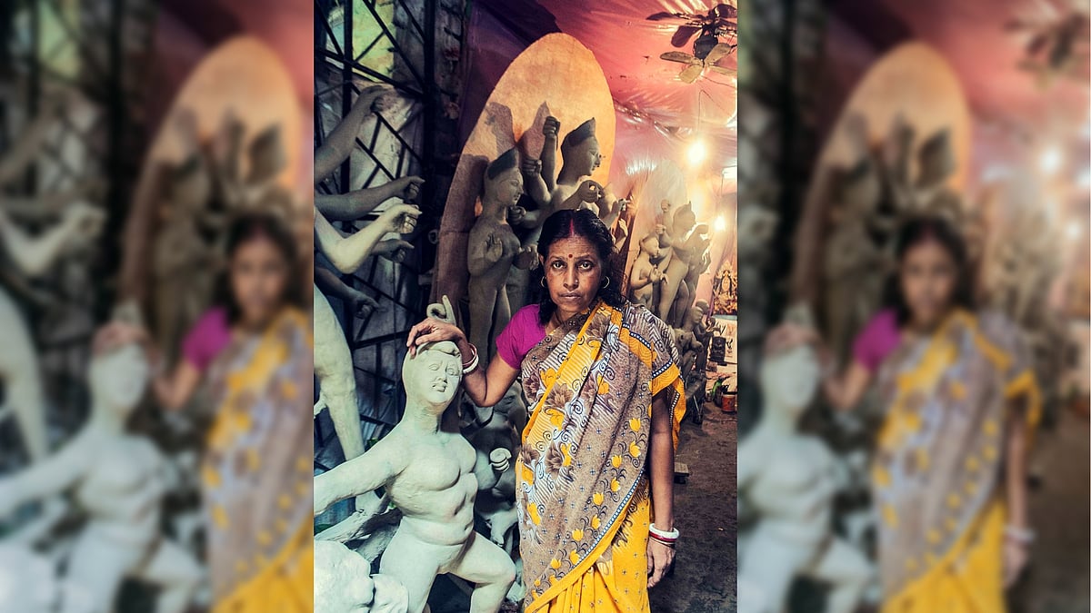 “I certainly wish she joins the same line, but I think she’d prefer a high paying 9-5 job in a big company,” says Mala Pal of her daughter.