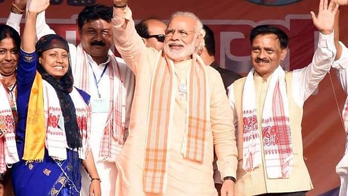 Benazir Arfan (left) with Prime Minister Narendra Modi. 