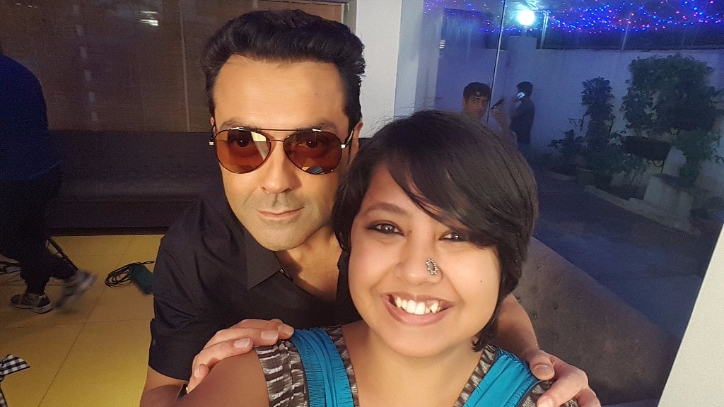 Bobby Deol imitates brother Sunny Deol and it is hilarious.