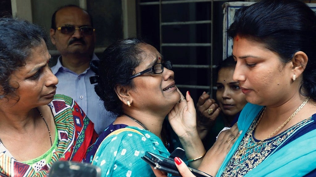

The Elphinstone station tragedy has killed at least 22.